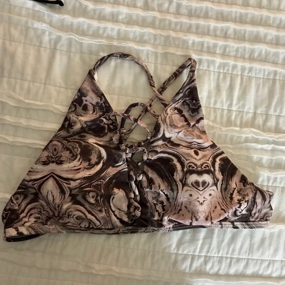 Tilly’s bathing suit top
